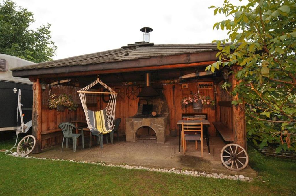 Agro Privat Hotel Hrabusice Exterior photo