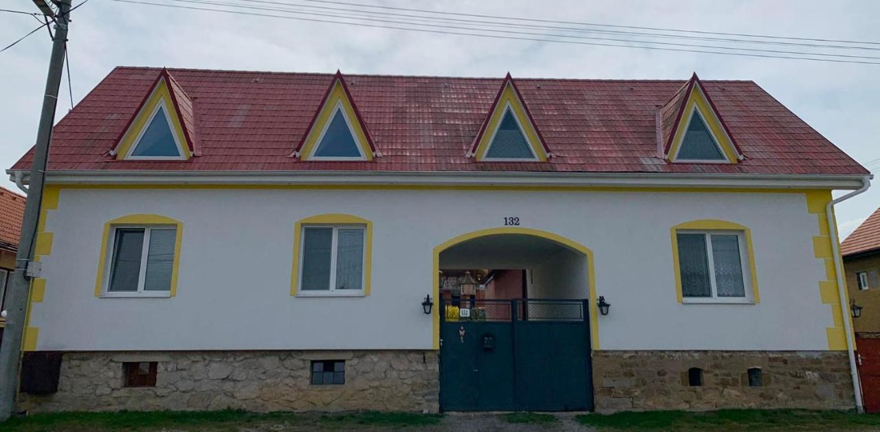 Agro Privat Hotel Hrabusice Exterior photo